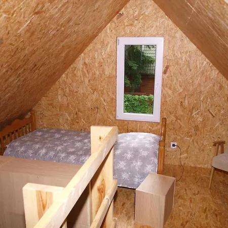 山林小屋 Dom Letniskowy *