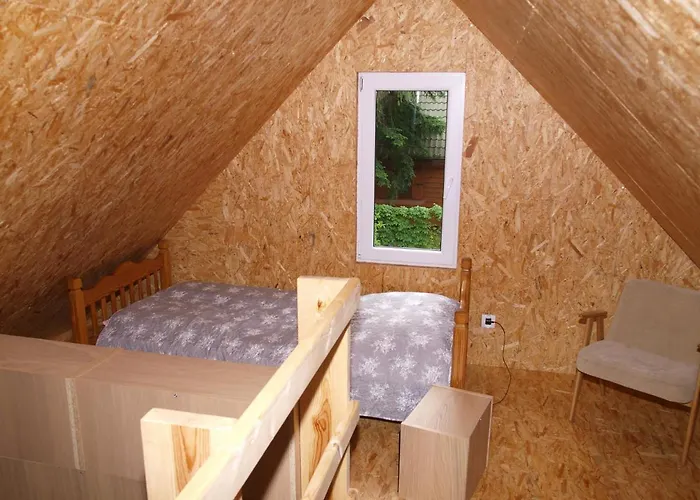 Alojamento de Turismo Selvagem Dom Letniskowy *