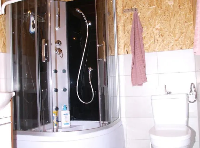 Alojamento de Turismo Selvagem Dom Letniskowy *