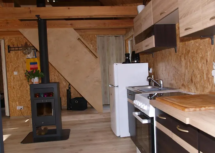 Alojamento de Turismo Selvagem Dom Letniskowy *